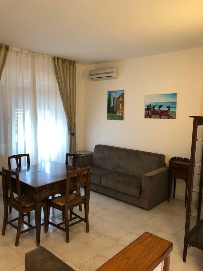 Casa Vacanza La Luna 사르자나 외부 사진